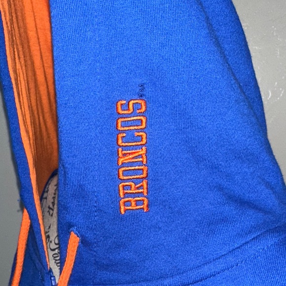 Colosseum Boise State Men's Hoodie - Picture 4 of 7